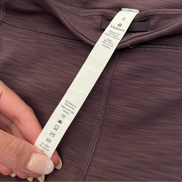 lululemon Invigorate High Rise Crop 23” - Picture 13 of 13